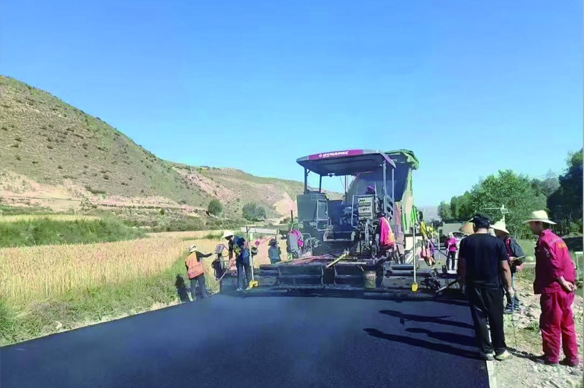 循化：“樹枝型”路網(wǎng)通往民心